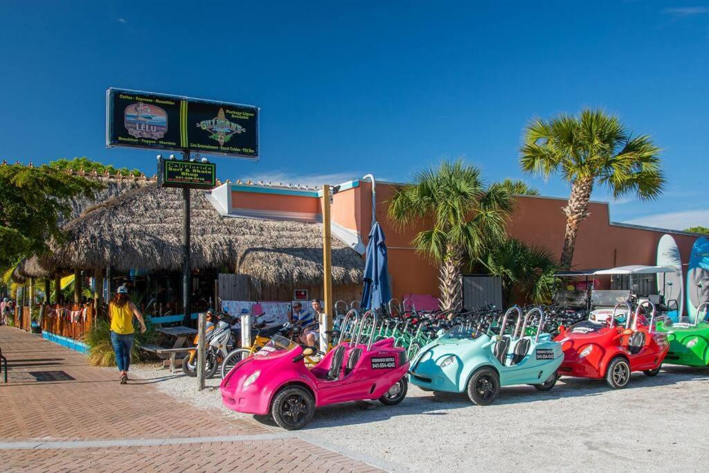 Poolside Paradise Near Siesta Key Beach Sarasota Kültér fotó